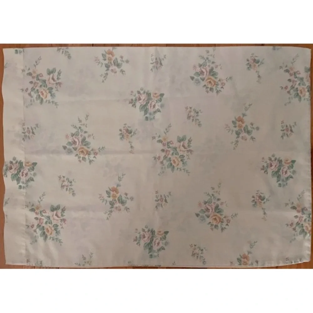 Vintage Cottagecore floral pillowcase, American Home‎ Ensembles, made in USA
